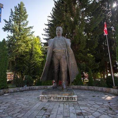 Spomenik Janko Vukotic 1